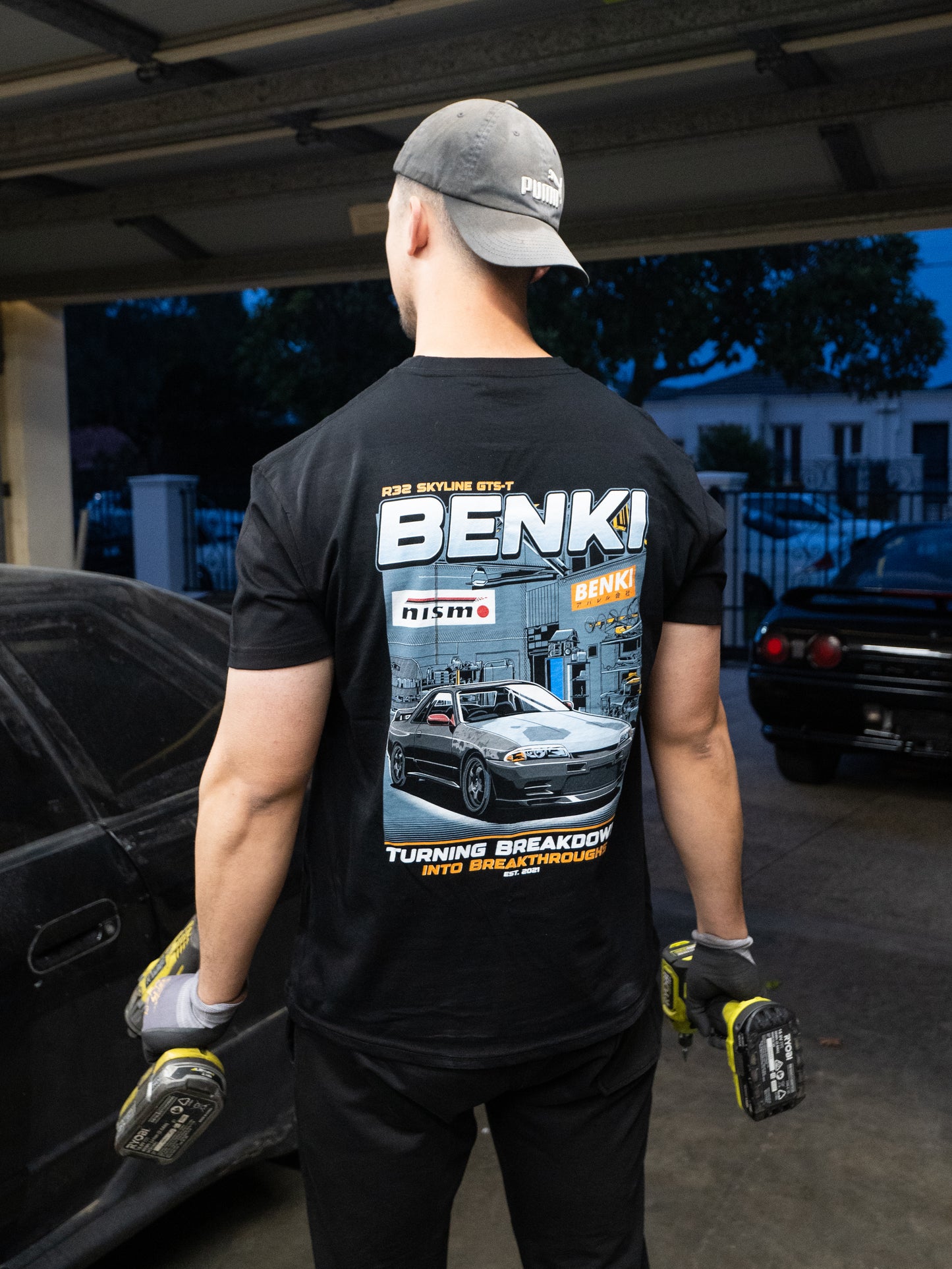 R32 Skyline Garage Tee